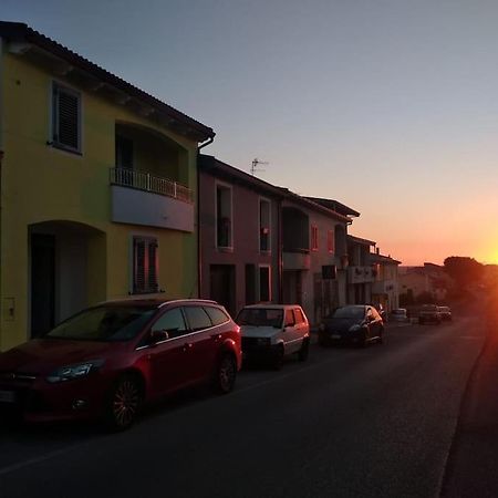 La Casa Del Sole - Casa Vacanze Uri 外观 照片