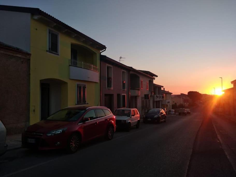 La Casa Del Sole - Casa Vacanze Uri 外观 照片